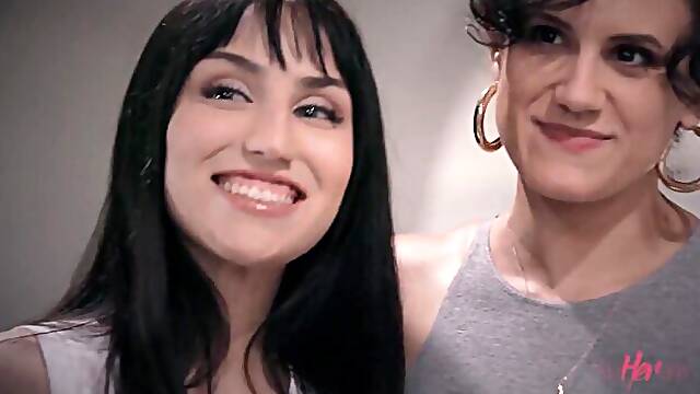 Pure Ariel X and Penny Barbers fingering porn