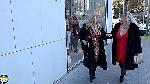 Musa Libertina, Sophia Lola And Big Breasts In Lesbian Toys