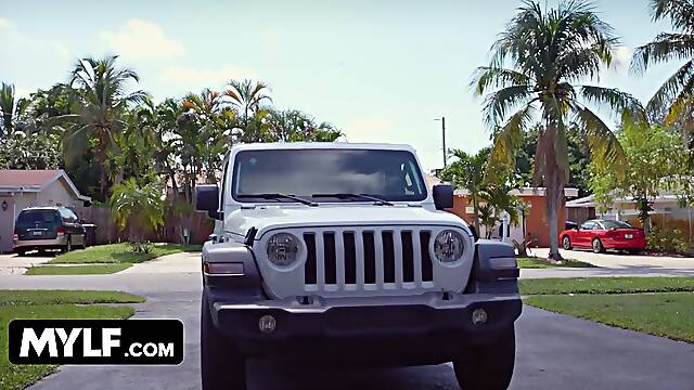 Free Premium Video Fit Wives Get Wild With Each Others Husbands By The Pool With Erin Everheart And Mackenzie Mace