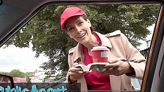 I offered this shy waitress greater quantity than just the tip - Public Agent