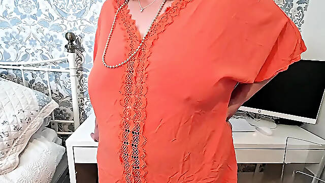 Please Please Eat My Aged big beautiful woman Bushy Vagina and Cum All Over It