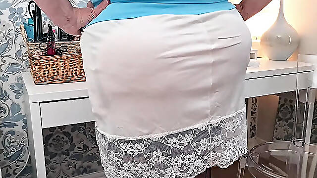Shy Floozy Is Hopeless For a Mans Cum Over Her Large Older Saggy big beautiful woman Melons