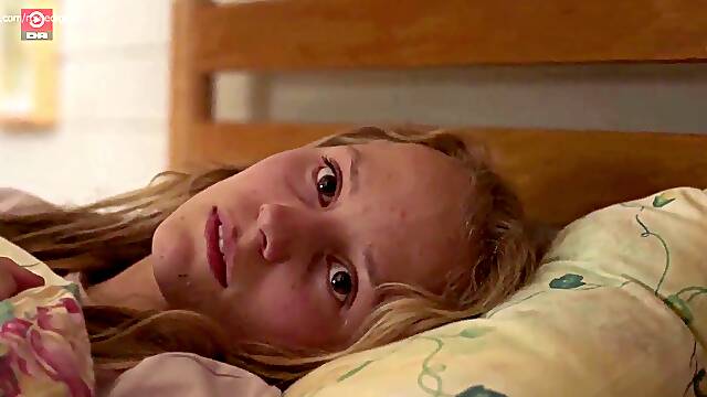 Christine Albeck Borge cry grizzly fuck-fest Scenes (Ulven kommer)