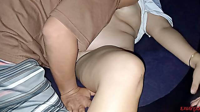 Insane PINAY MILF WANTS TO FUCK HARD, bellows noisy. SARAP TALAGA BASTA KABIT NA MILF