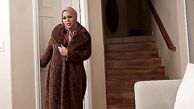 My Muslim roommate acts on her inner sexual urges