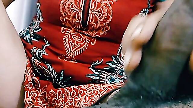 Hot And Busty Beautiful Woman Loves Sucking BBC Husband