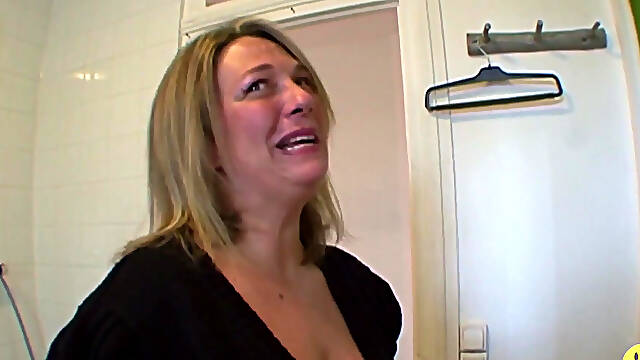 Audrey. Chubby MILF with Big Needs