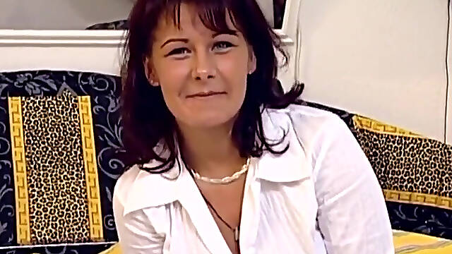 Attractive German Brunette Wants to Have Sex in Front of the Camera