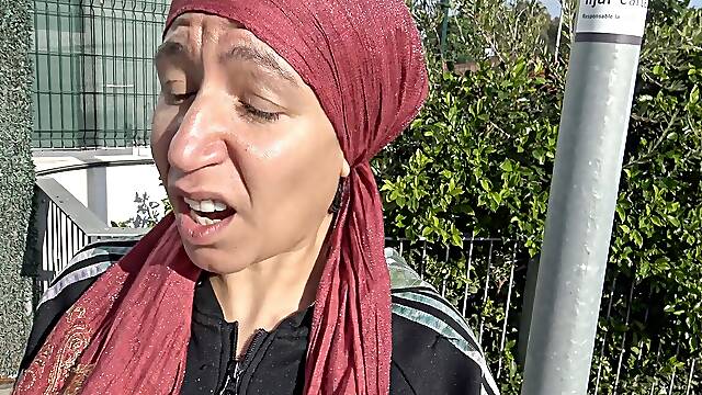 Milf takes a cumshot as a hot cuckold wife who loves swallowing