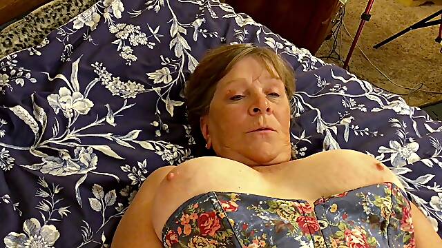 Granny Mother Nature’s Suck, Stick & Dick Cum Creampie