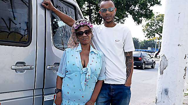 Ebony Granny BBC Asss Fucked While Driving