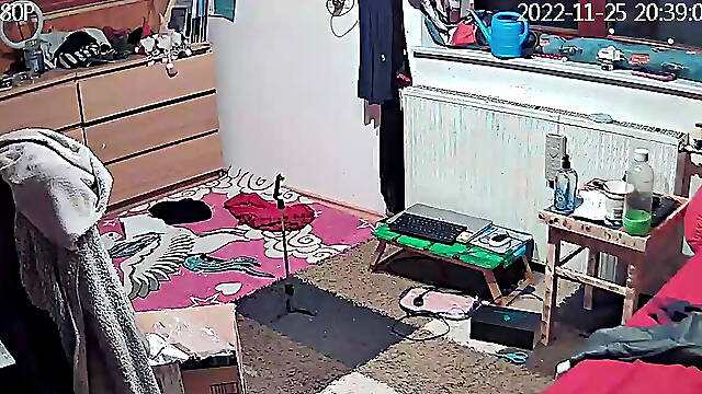 Unwrapping Early Christmas Presents From Hubby