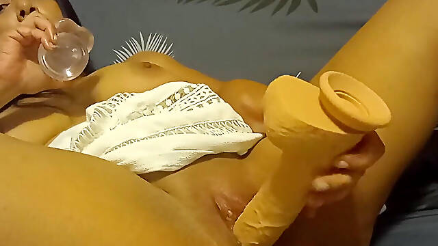 Mouth and Pussy Play